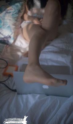 美女下部私部位撒尿_国产剧免费播放